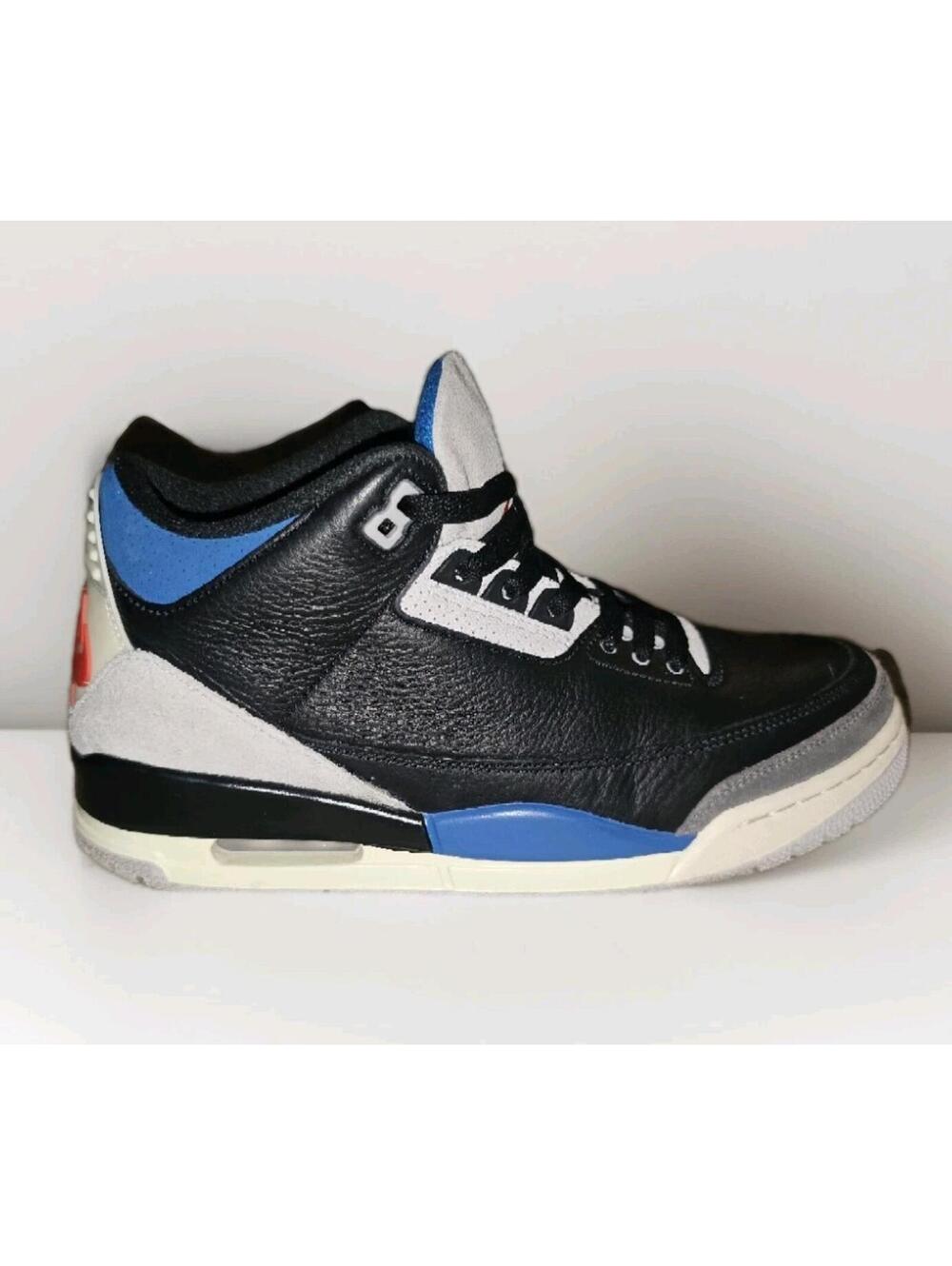 Size 9.5 - Air Jordan 3 Retro OG Rare Air